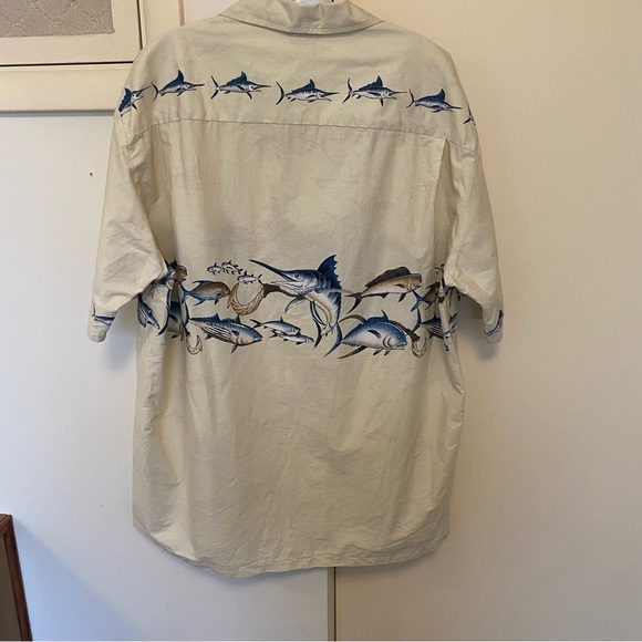 Mens Winnie Fashion 100% Cotton Hawaiian Fish Button Up - Picture 6 of 8